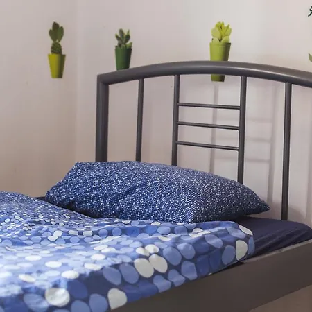 Хостел The Cozyness Бухарест